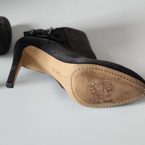 VINCE CAMUTO | Brea Dark Grey Suede High Heel Ankle Boots sz 8.5M - Picture 5 of 5